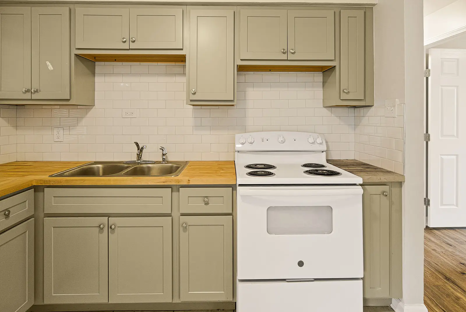 New kitchen